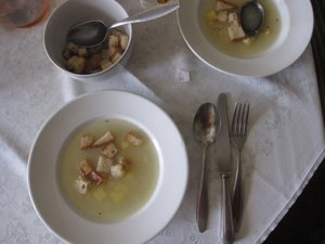 https://www.praguewise.com/images/czech-cuisine-soup.jpg